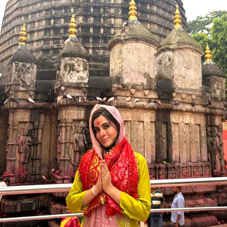 Uorfi Javed visited Guwahati’s Kamakhya temple days after denying conversion rumors dgtl