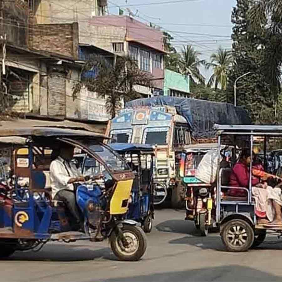 E-Rickshaw Off