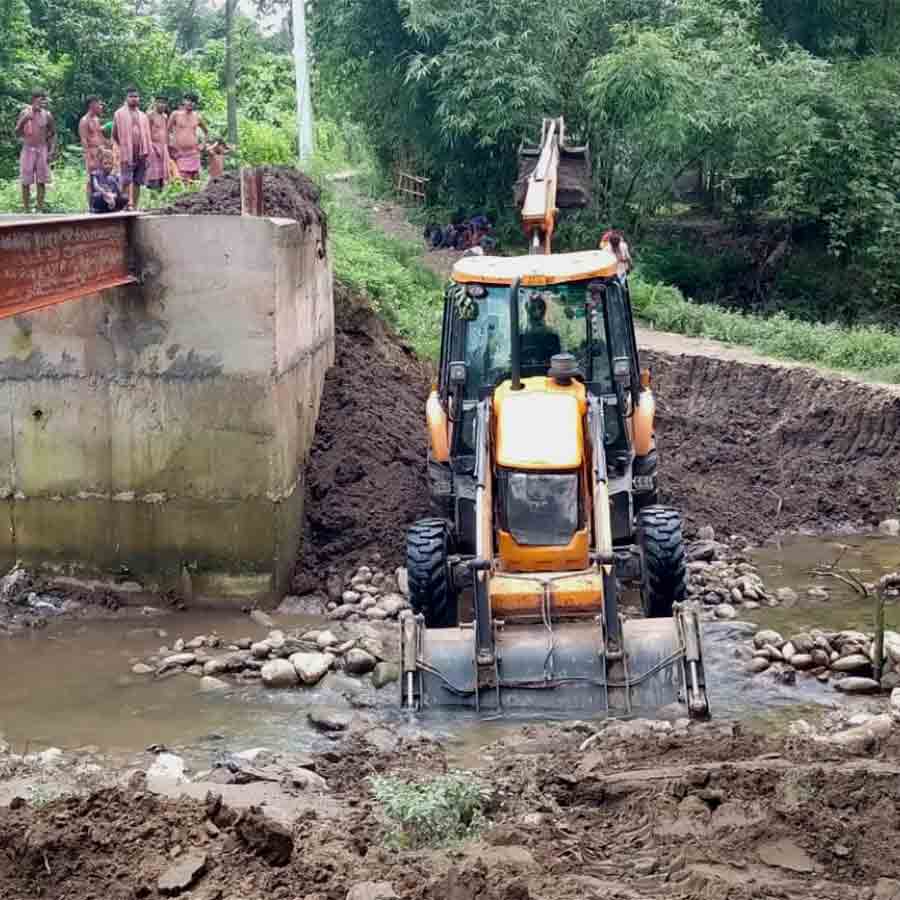 Residents of Siliguri pro active in social media regarding water logging in their areas