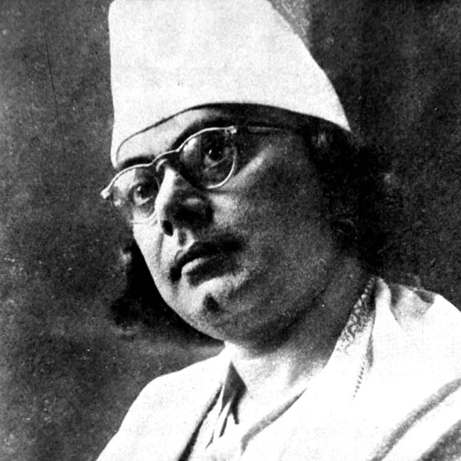 কাজী নজরুল ইসলাম।