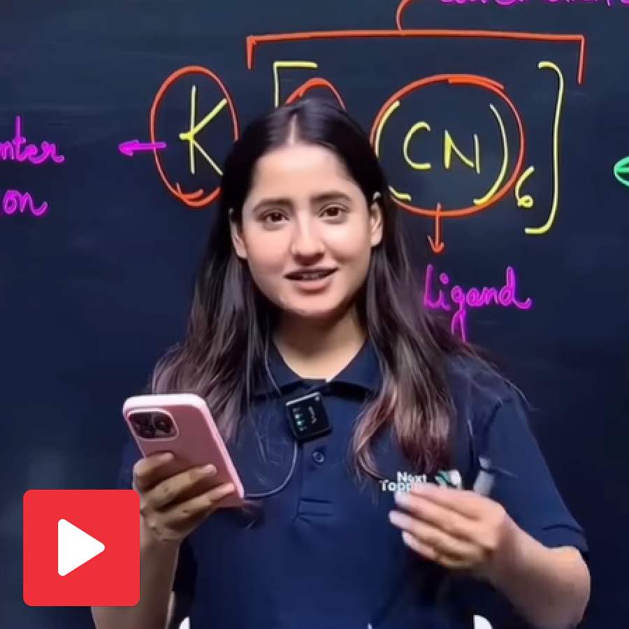 Video shows student proposes chemistry teacher in a unique way