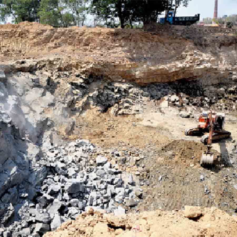 Notice to stop illegal mine