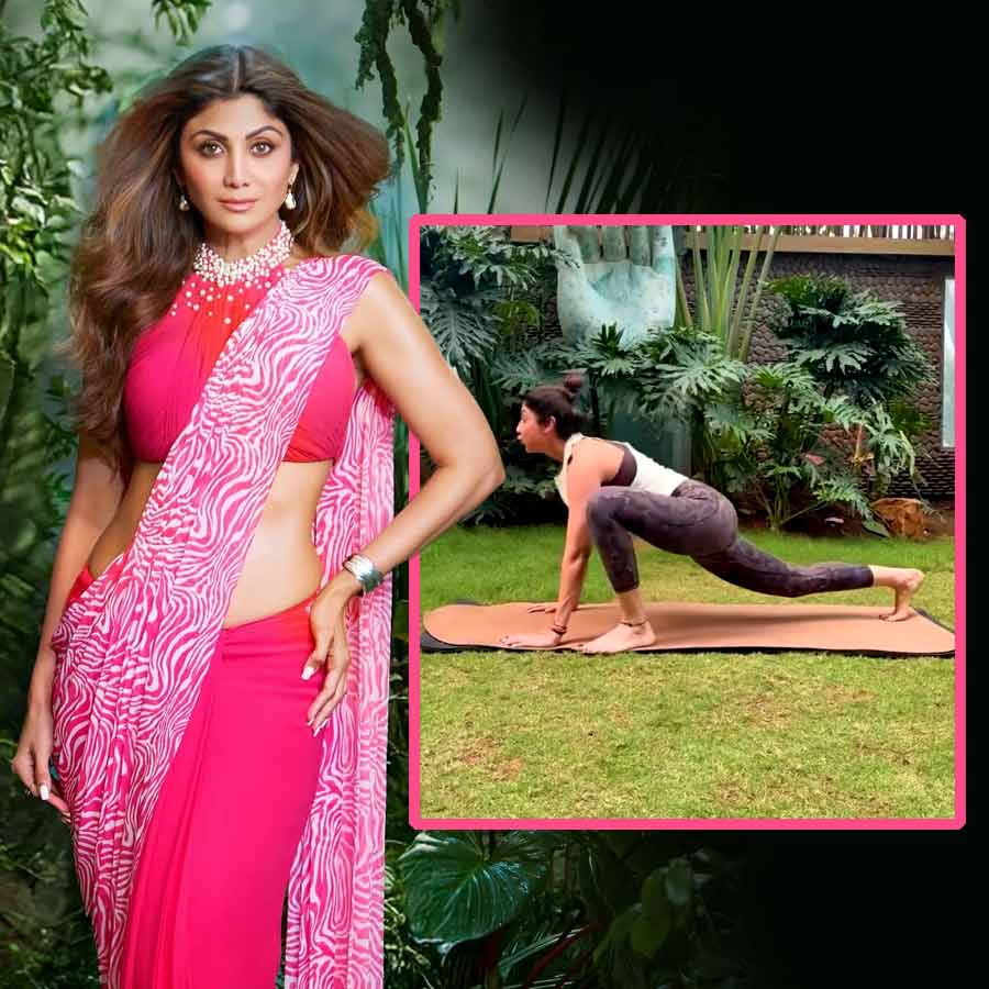 Shilpa Shetty’s Hanuman Danasana Yoga pose helpful for Full-Body Strength and Mobility