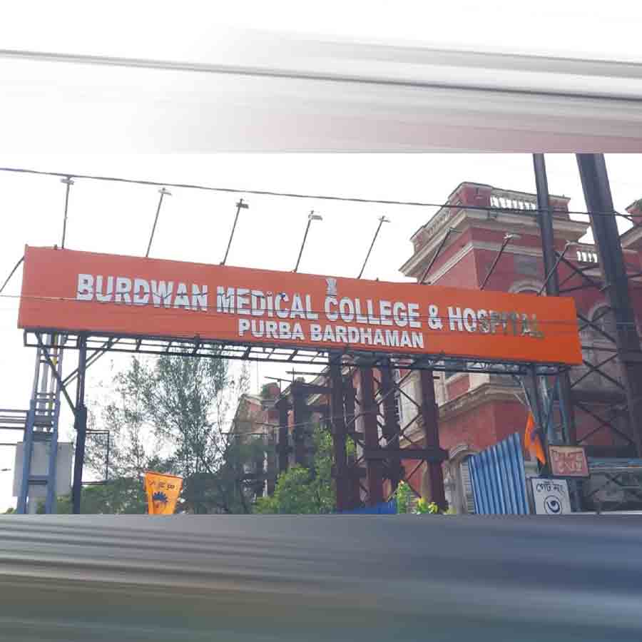 Man who seriously injured in road accident recovered after operation at Burdwan Medical College dgtld