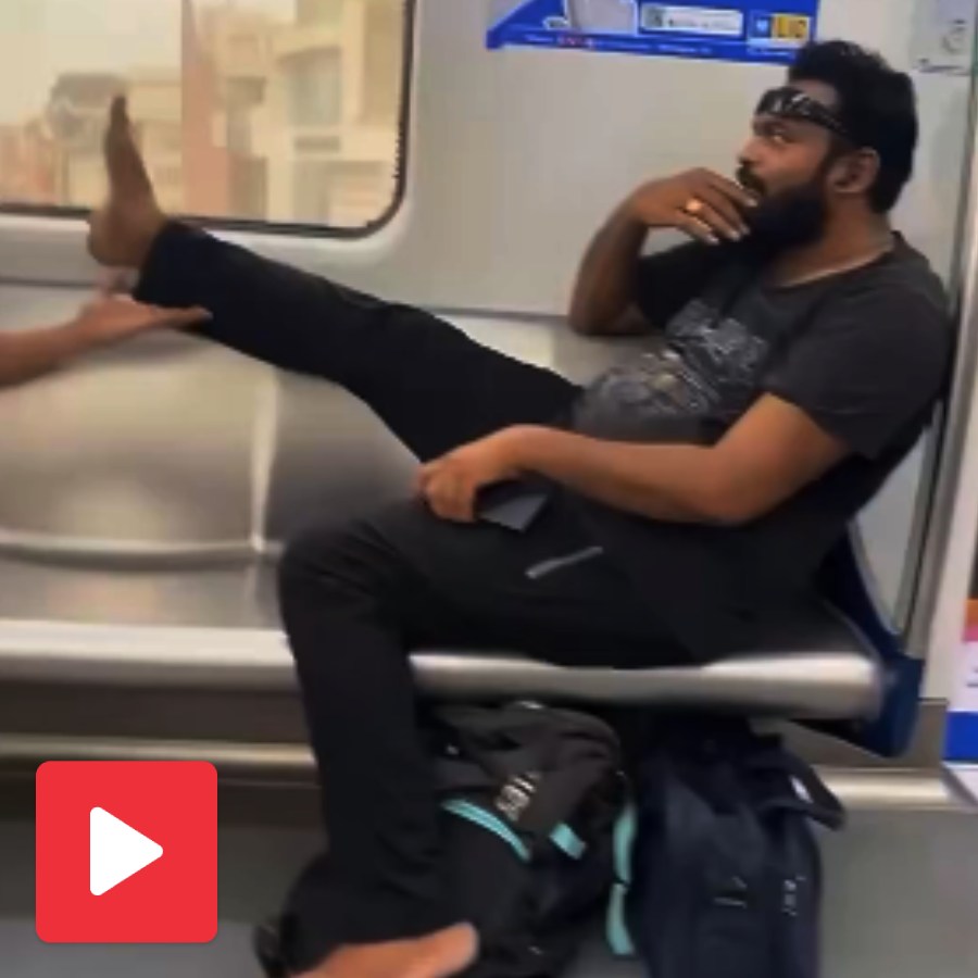 Video captures man resting foot in Hyderabad metro seat while debating with passengers goes viral dgtl