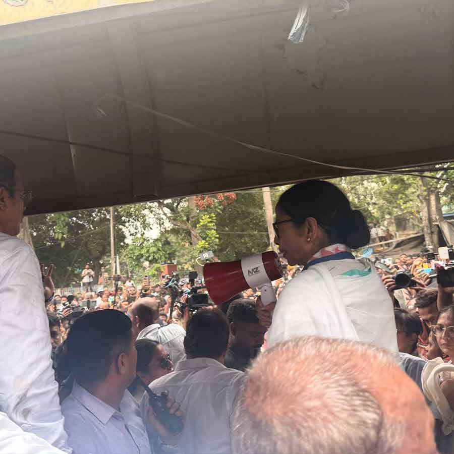 Mamata Banerjee\\\\\\\\\\\\\\\\\\\\\\\\\\\\\\\\\\\\\\\\\\\\\\\\\\\\\\\\\\\\\\\'s dharna program on Dharmatala\\\\\\\\\\\\\\\\\\\\\\\\\\\\\\\\\\\\\\\\\\\\\\\\\\\\\\\\\\\\\\\'s Y channel