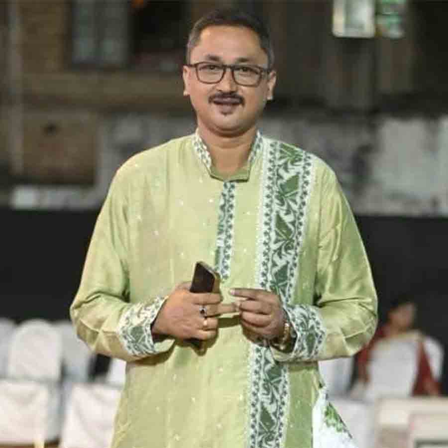 গ্রেফতার হওয়া কাউন্সিলর।