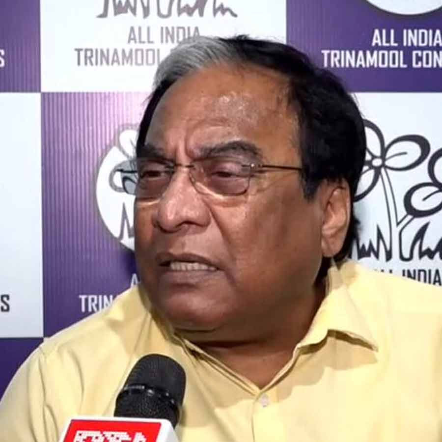 তৃণমূল নেতা জয়প্রকাশ মজুমদারকে গ্রেফতার করেছে পুলিশ।