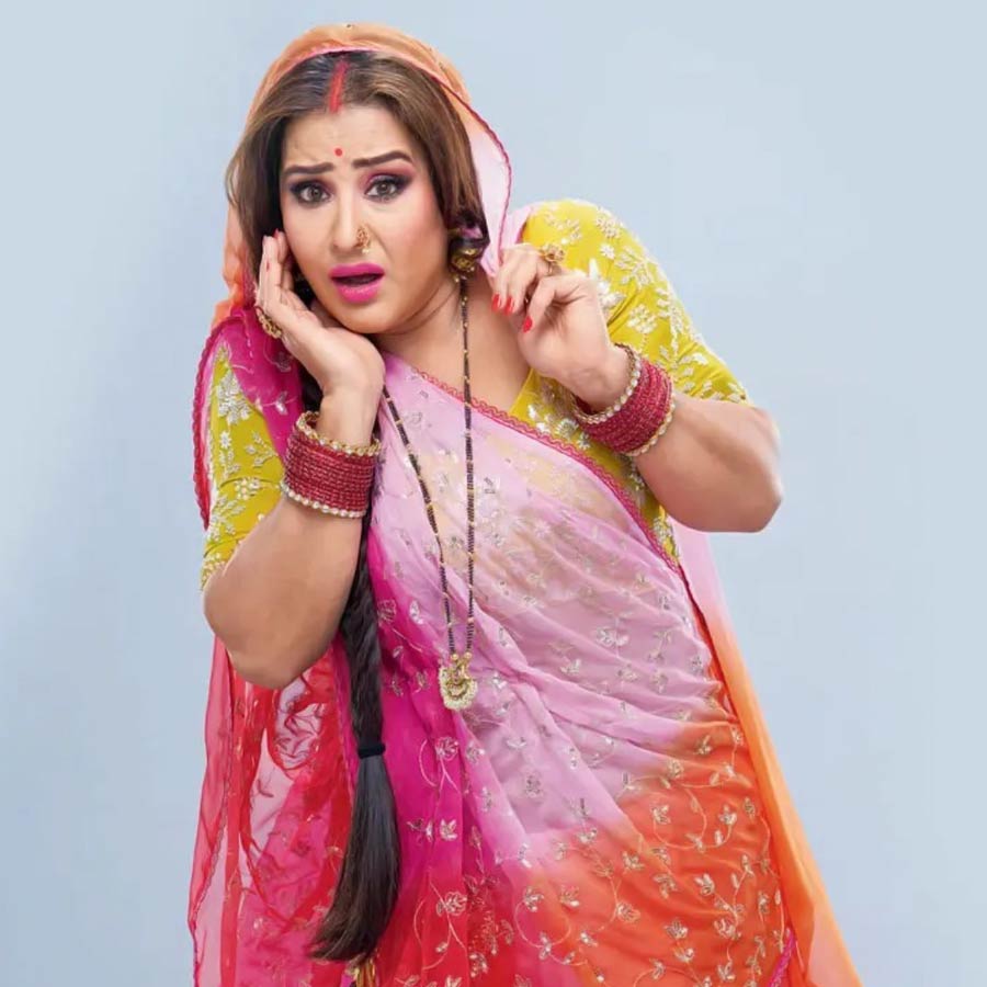 'আঙ্গুরি ভাবী' শিল্পাকে গ্রেফতারের দাবি