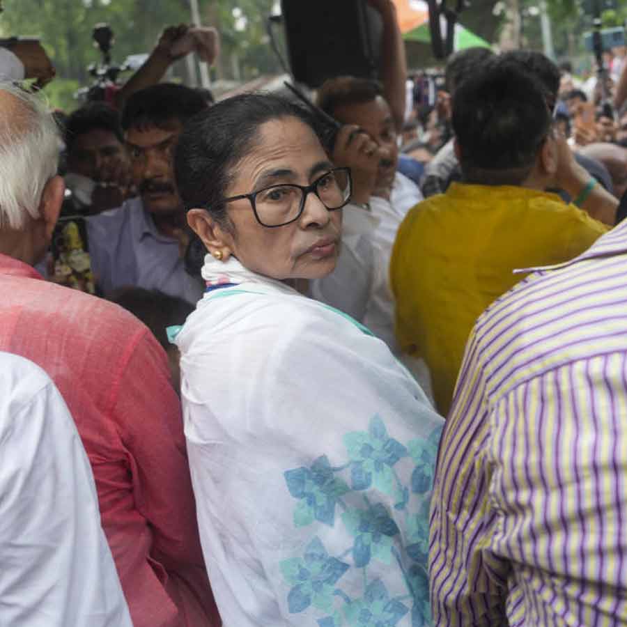 From Mamata Banerjee's Success Story to Electoral Defeat and Split of Trinamool Congress Party