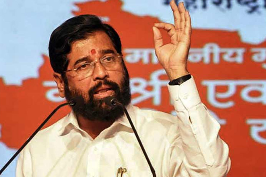 Can Mamata Banerjee Lose TMC’s Party Symbol, Why the Shiv Sena and NCP Examples Matter