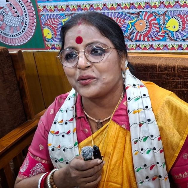 প্রযোজকেদের সঙ্গে বৈঠক করলেন পাপিয়া অধিকারী।