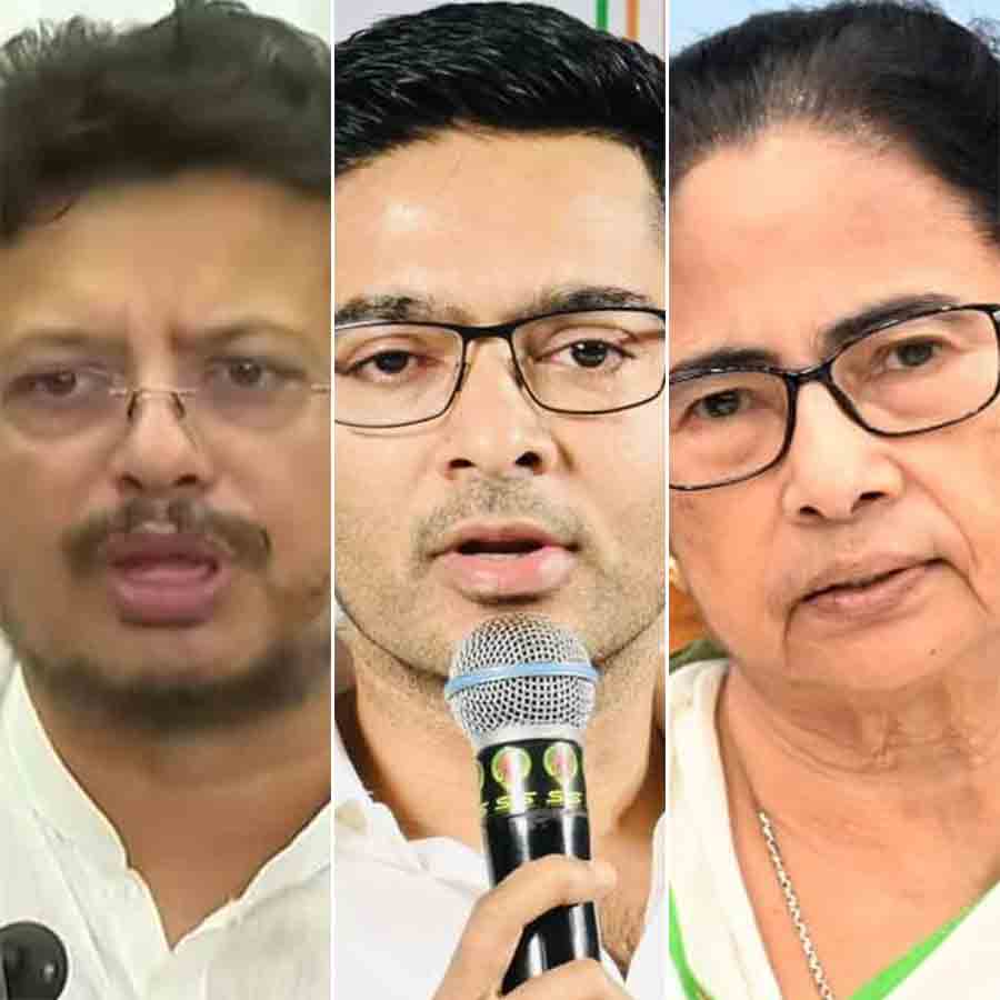 Is Mamata Banerjee a mentor or leader tmc MLAs in dilemma dgtl