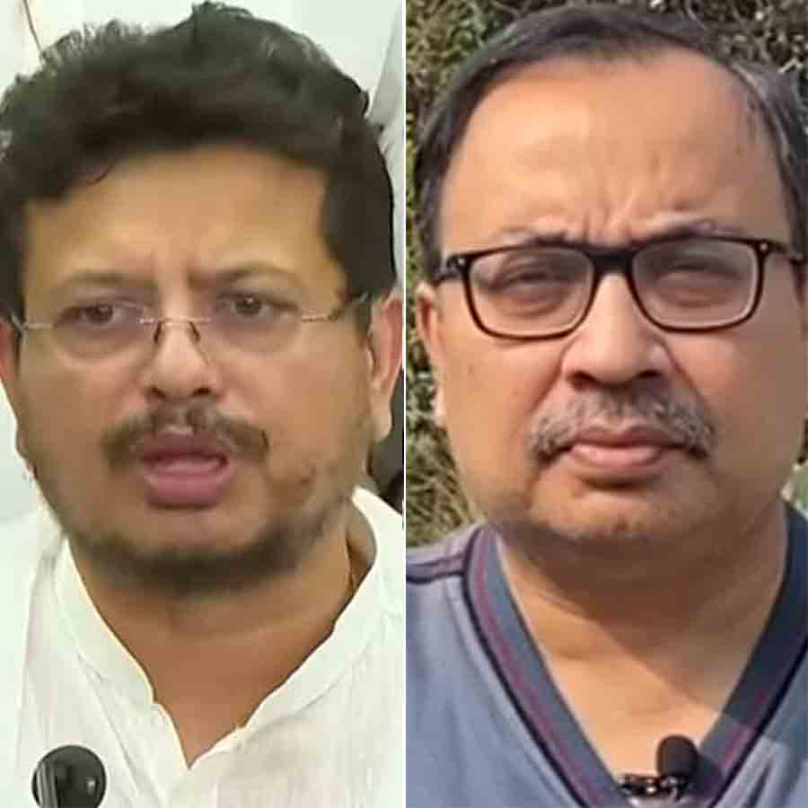 Kunal Ghosh files RTI to know the names of MLAs who signed in favor of Ritabrata Banerjee in the Assembly dgtl