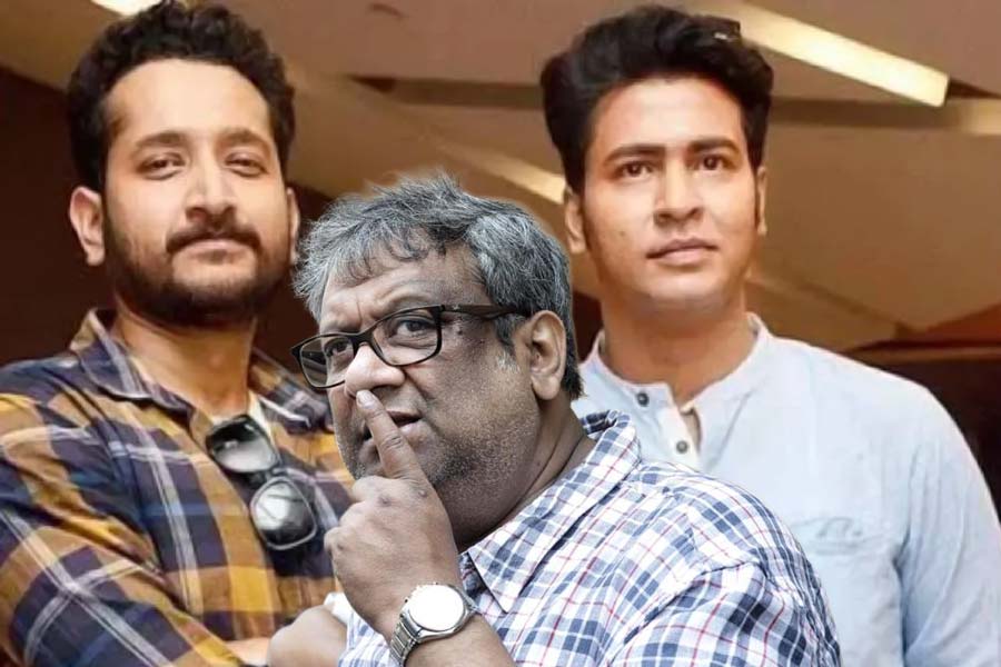 তবে শুধু বাইরের পরিচালক-প্রযোজকেরাই নন, স্বরূপের সঙ্গে সমস্যা শুরু হয় টলিপাড়ার পরিচালকদেরও। তাঁর বিরুদ্ধে এক সময় সুর চড়ান পরমব্রত, অনির্বাণ, কৌশিক গঙ্গোপাধ্যায়েরা। পরে অবশ্য সমাজমাধ্যমে ক্ষমা চাইতে হয় কৌশিক-পরমব্রতদের। কারণ, টলিপা়ড়ায় নাকি অলিখিত ফতোয়া জারি করা হয় যে, ফেডারশনের কাছে ক্ষমা না চাইলে, মিলবে না কাজ!