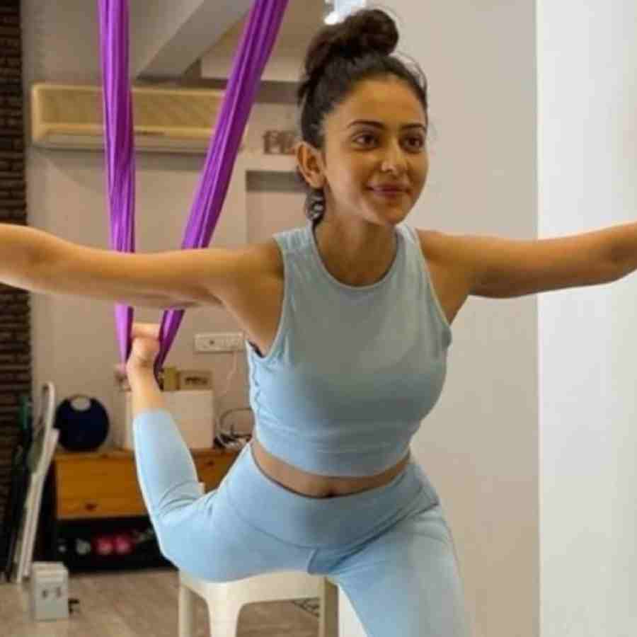 Rakul Preet Singh opened up about a painful slip disc injury caused by an 80 kg deadlift workout