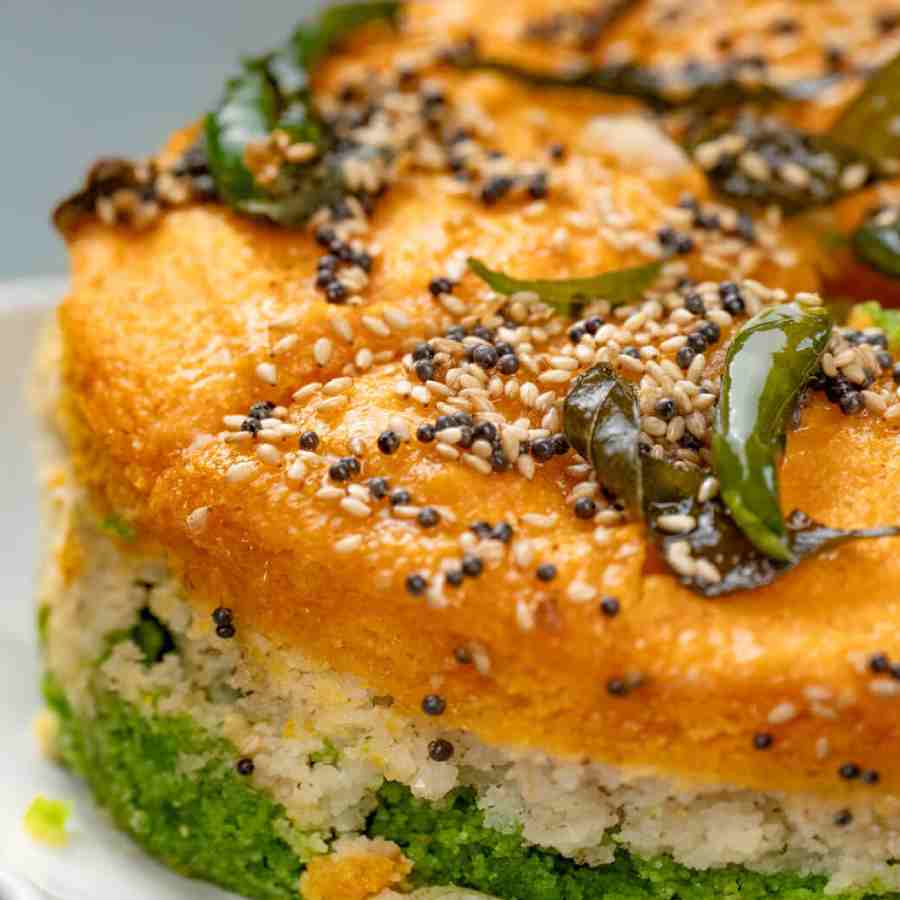 তিসি দিয়ে বেকড সুজির ধোকলা