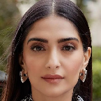 সোনম কপূর