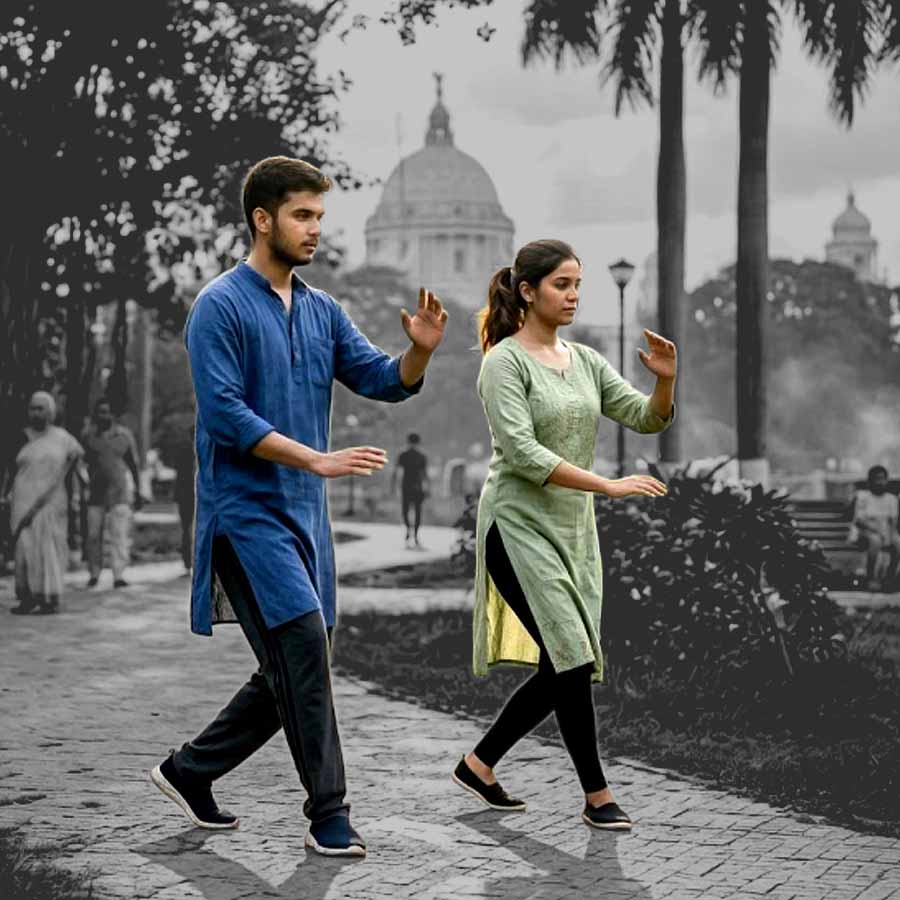 Move Slow, Heal Faster, the ultimate guide to Tai Chi Walking and Its Life-Changing Benefits