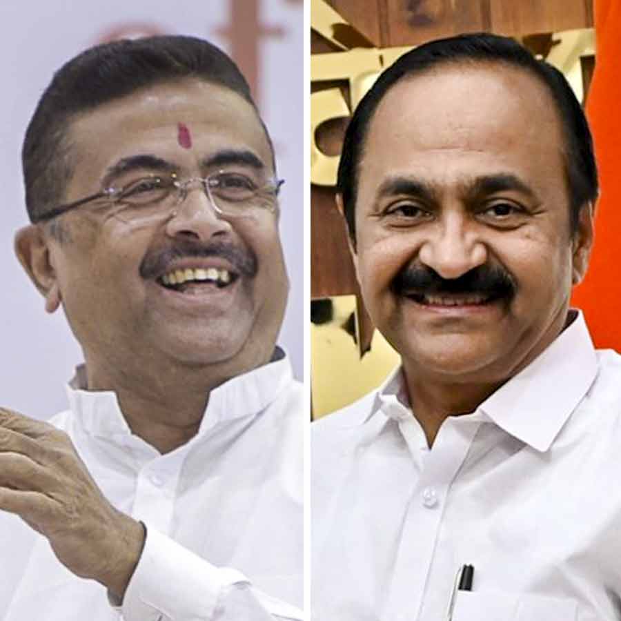 New West Bengal & Keralam Chief Ministers have similar journey