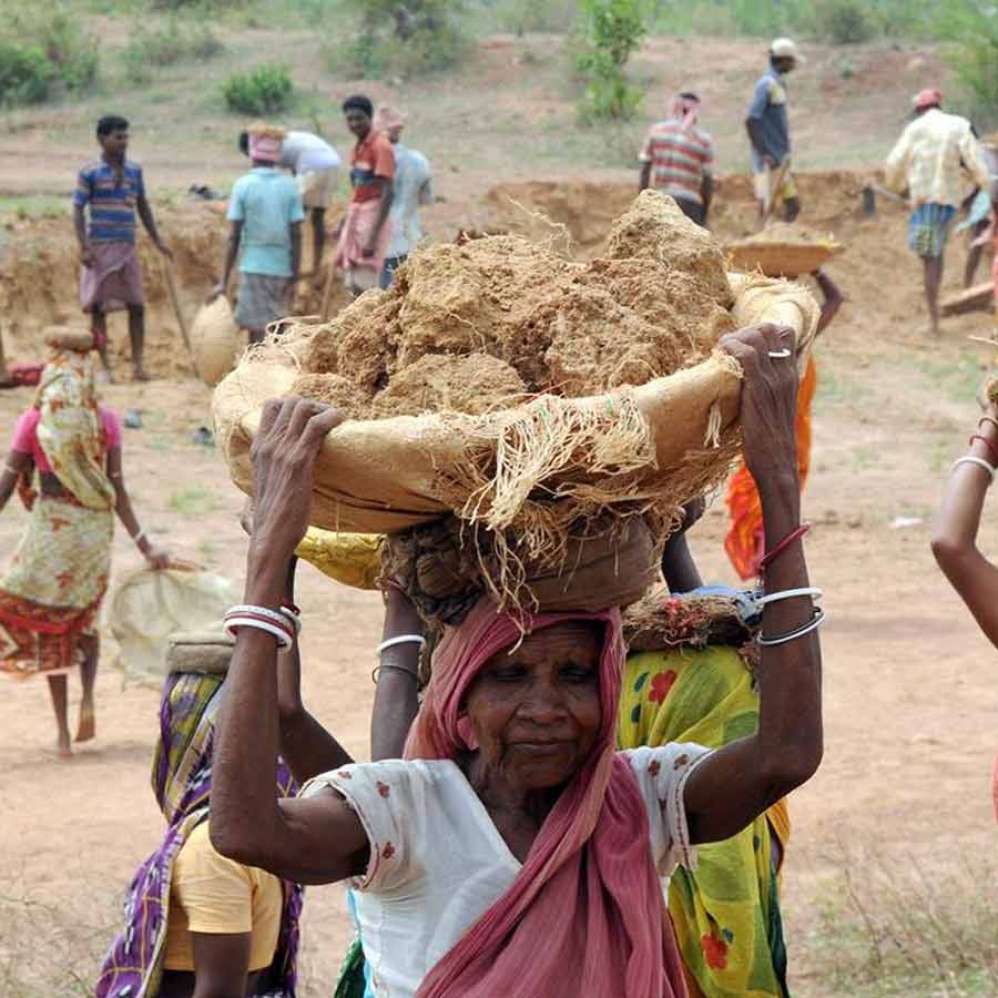Mahatma Gandhi National Rural Employment Guarantee Scheme (MGNREGS) restarts in West Bengal