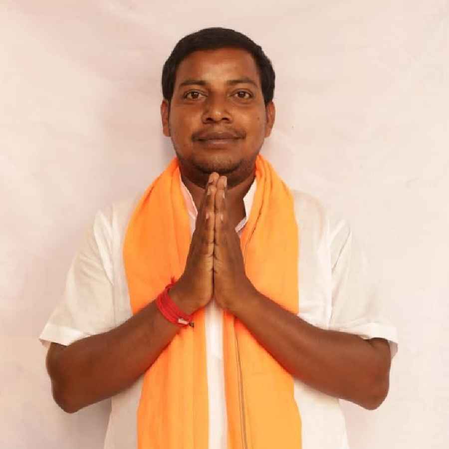 Sanjay Das, the BJP candidate for the Bardhaman Uttar Assembly constituency, has raised his voice against extortion