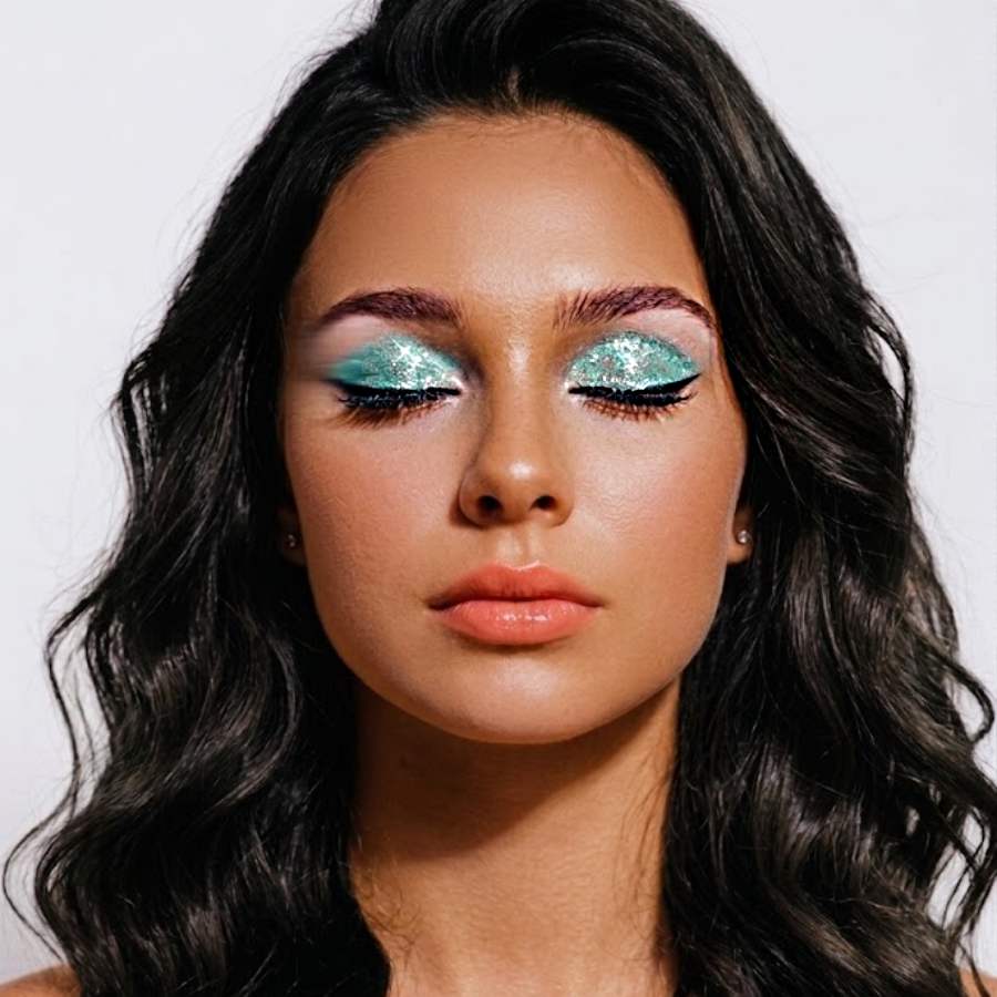 Essential Products and Tips for This Summer Beauty Trend dgtl
