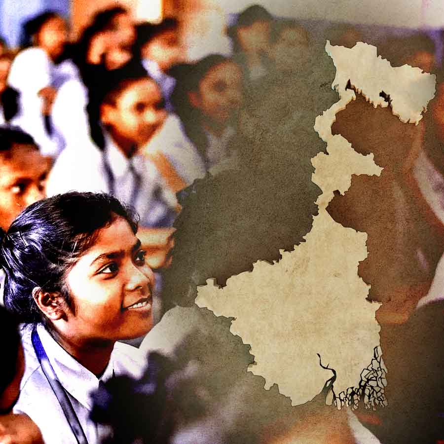 School Students will join the celebration of West Bengal Day on 20th June Nabanna issues notification
