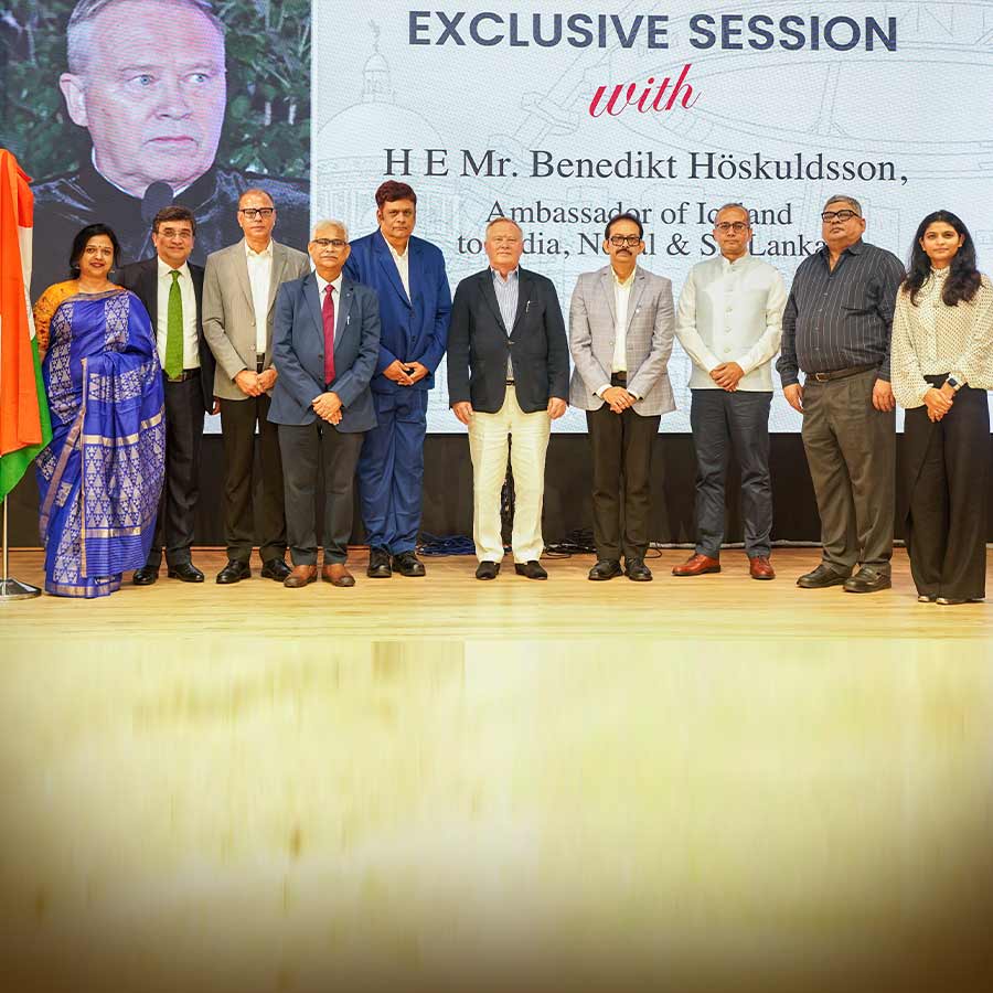 icelands-ambassador-highlighted-the-direct-link-between-icelands-climate-challenges-and-kolkatas-future dgtl
