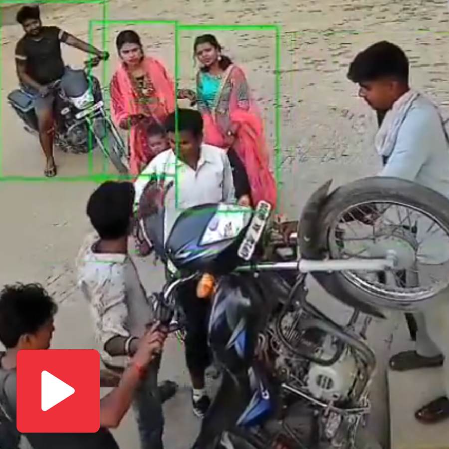 Video shows two young men tries to impress women in petrol pump and does bizarre thing