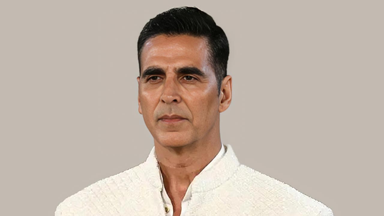 অবসর নিচ্ছেন অক্ষয়?