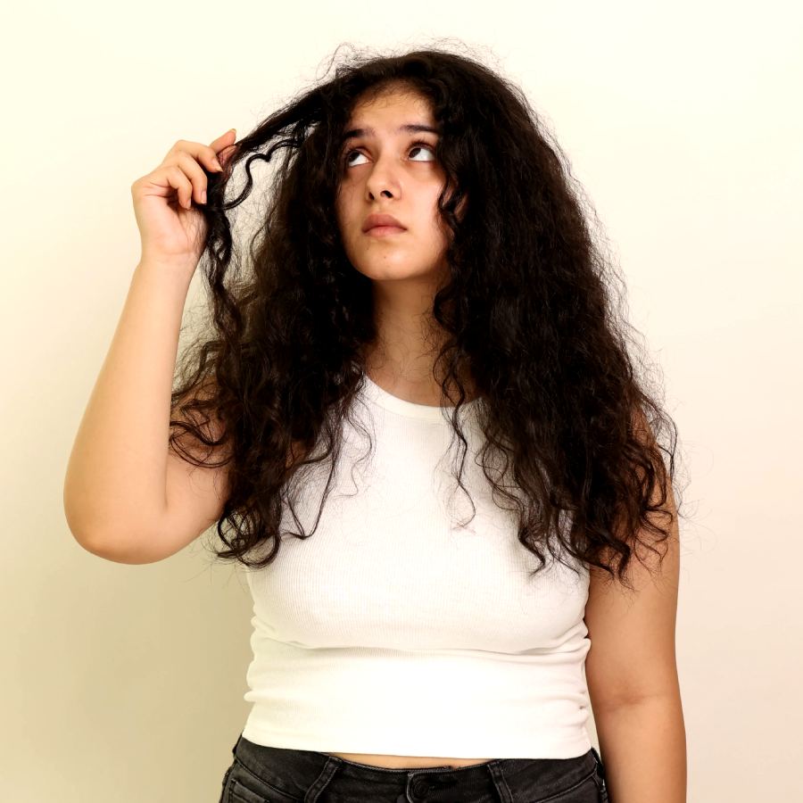 How to Keep Hair Smooth in High Humidity