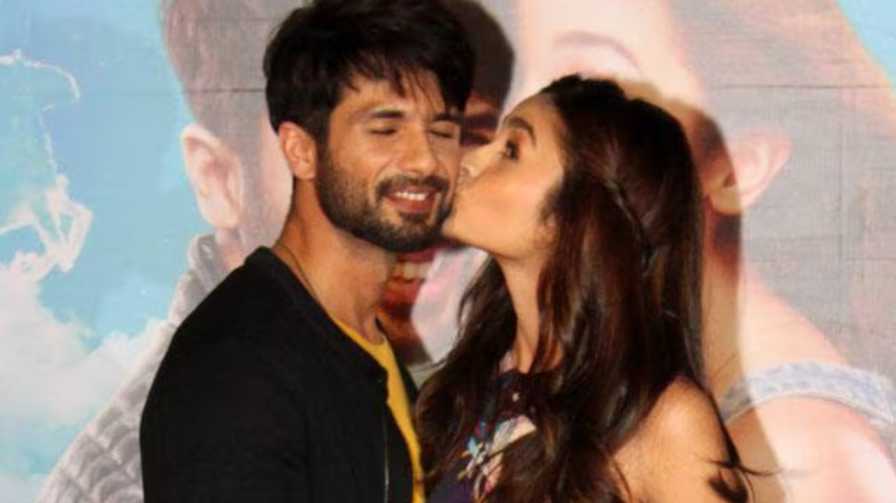 আলিয়াকে কোন পাঠ দিলেন শাহিদ?