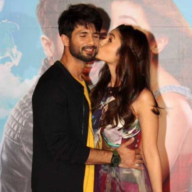 আলিয়াকে কোন পাঠ দিলেন শাহিদ?