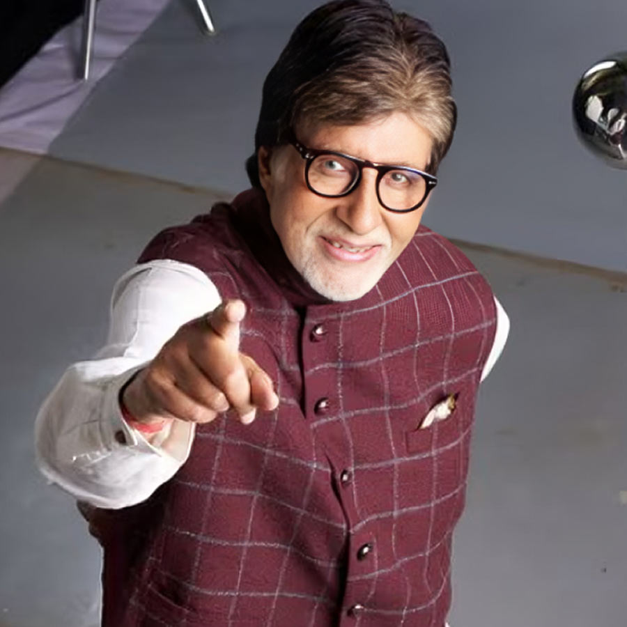 Amitabh Bachchan reveals he shot 12 short films in a day, fans call him ‘inspiration’