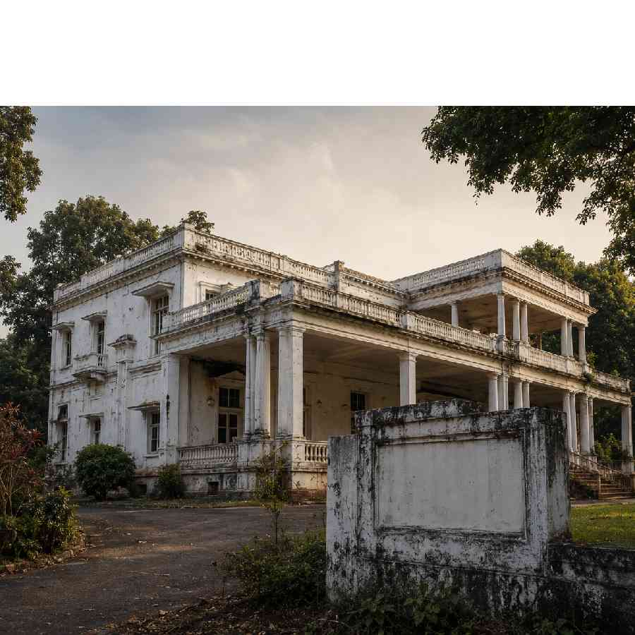Sham Nath Marg bungalow