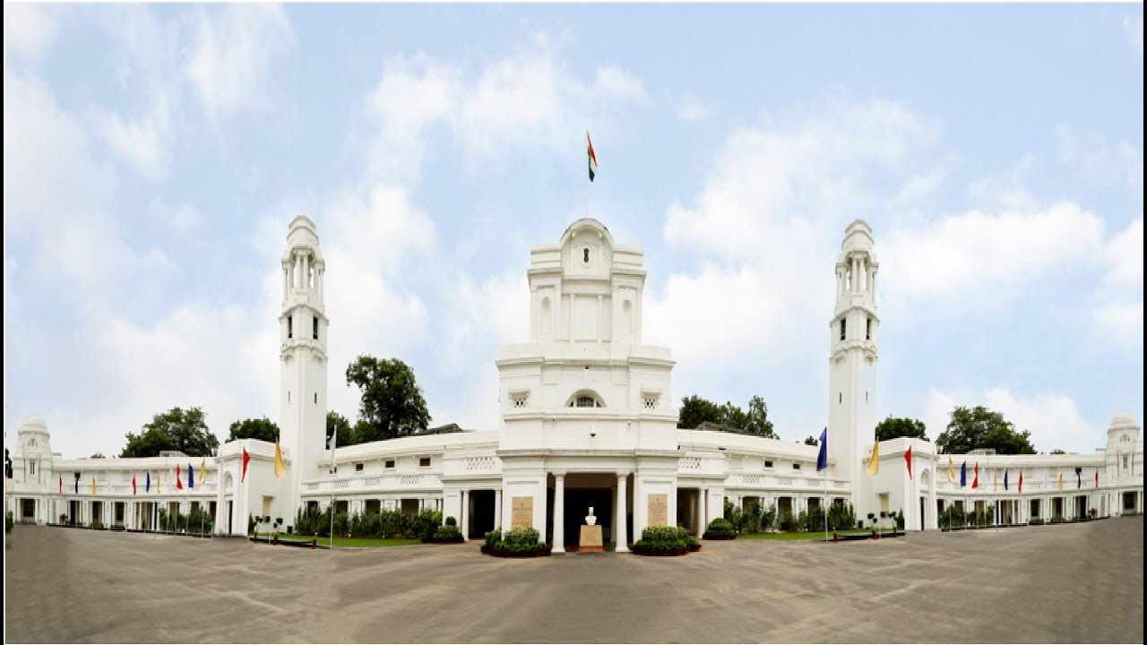 Sham Nath Marg bungalow