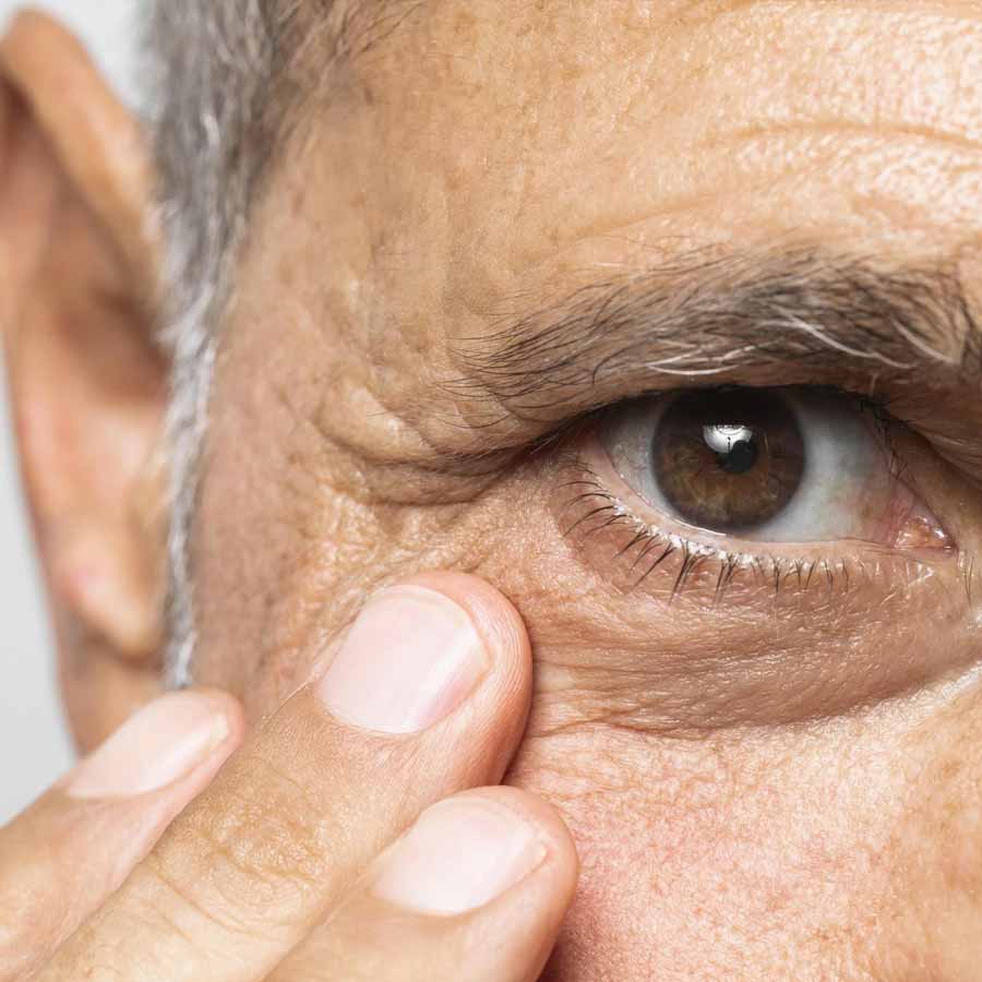 Daily Habits That Can Naturally Slow Down Cataracts in Older Adults