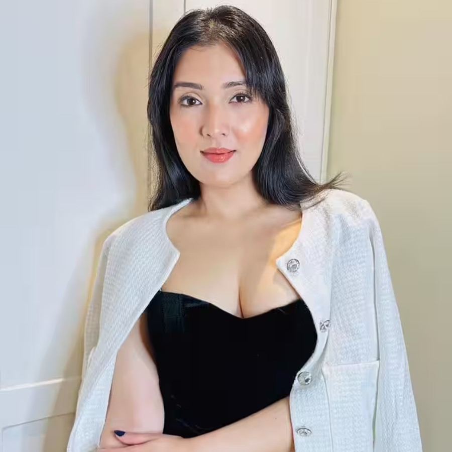 গোবিন্দের কন্যার ত্বকচর্চা।