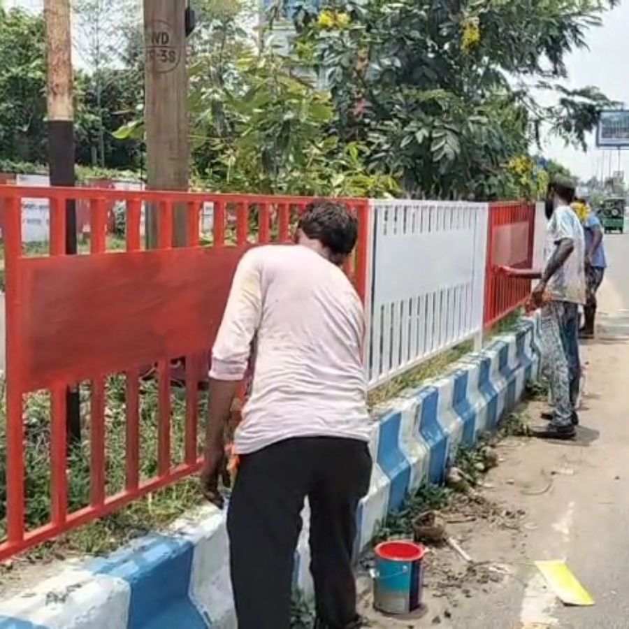 Bardhaman GT Road Colour
