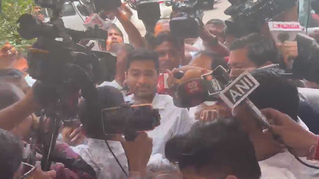 সল্টলেকের সিজিও কমপ্লেক্সে অভিষেক বন্দ্যোপাধ্যায়। সোমবার।