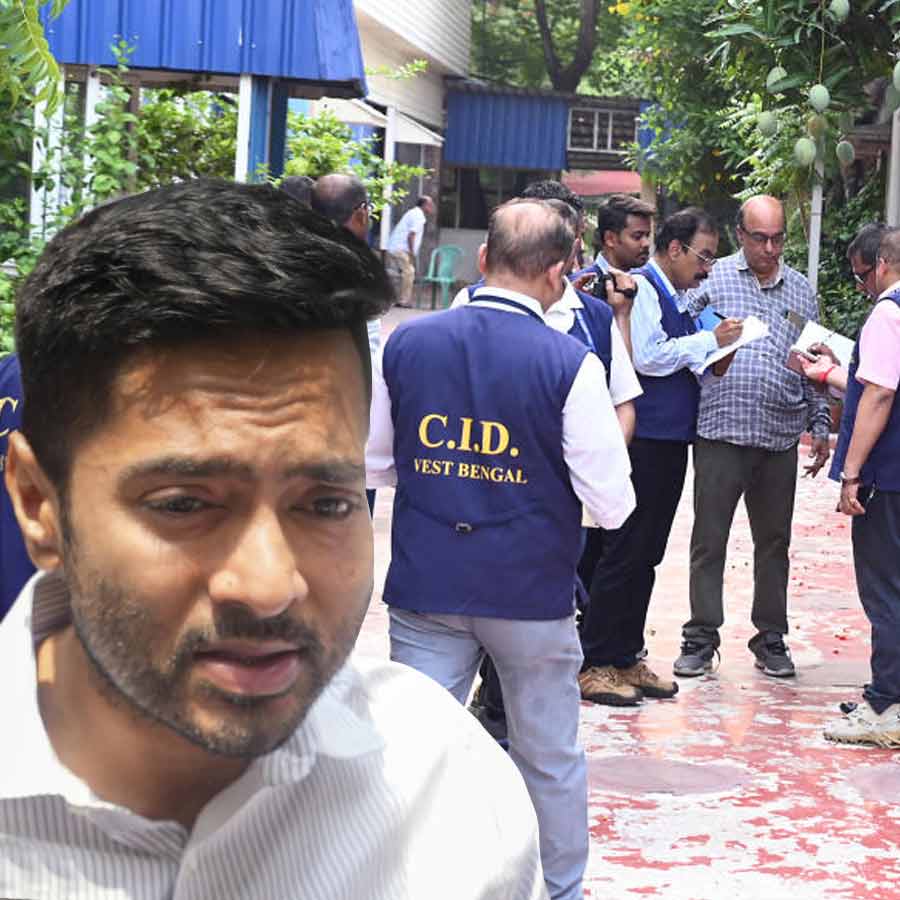 তৃণমূলের কালীঘাটের দফতরে তল্লাশি নিয়ে মামলা শুনলেন না বিচারপতি সৌগত ভট্টাচার্য।