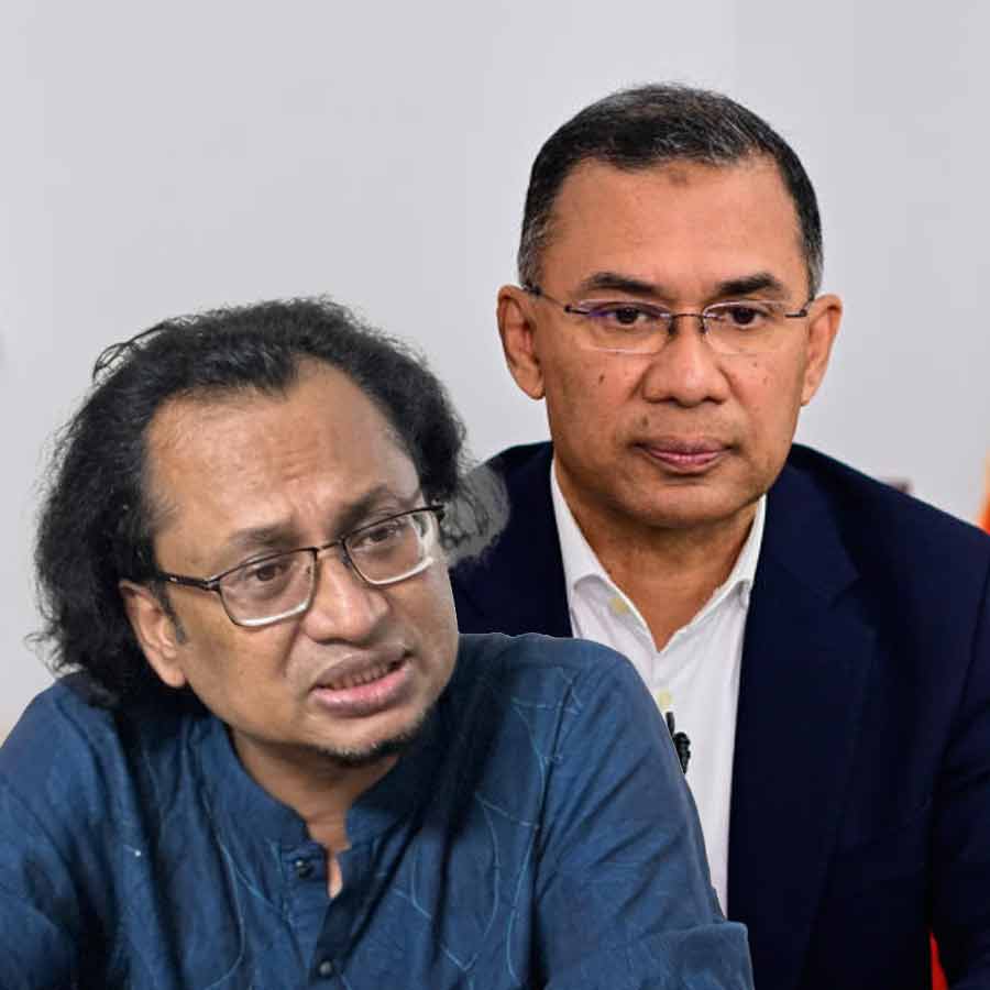 বাংলাদেশের প্রধানমন্ত্রী তারেক রহমানের অন্যতম উপদেষ্টা জাহেদ উর রহমানকে দিল্লিতে প্রবেশে বাধা দেওয়ার অভিযোগ।
