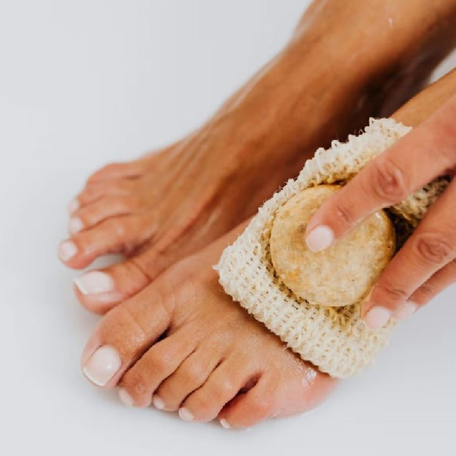 How to remove Dark Foot Spots at Home by DIY Scrub