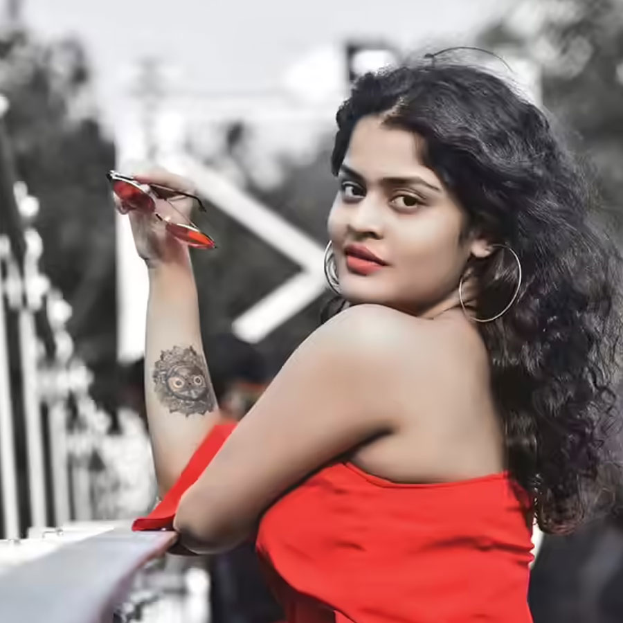 কোন কাহিনি শোনালেন তিথি?