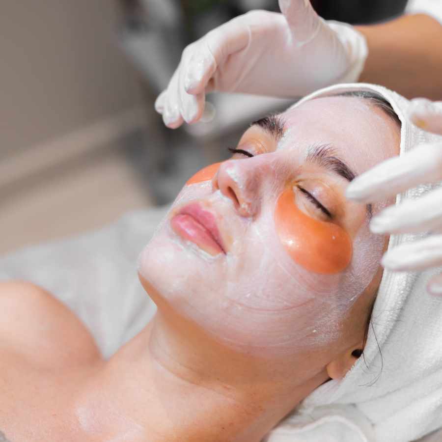 3 Facials That Can Help Reduce Pigmentation Without Treatments