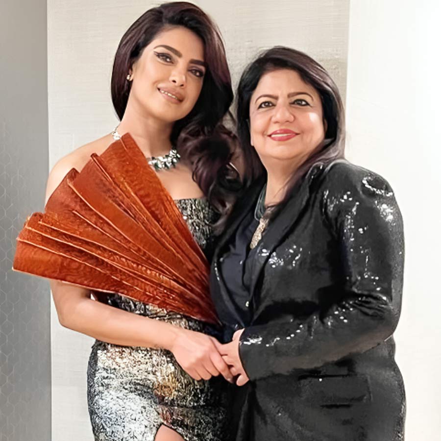 Priyanka Chopra’s Mom Shares Her Secret DIY Kitchen Hair Mask for Shiny, Strong Hair dgtl