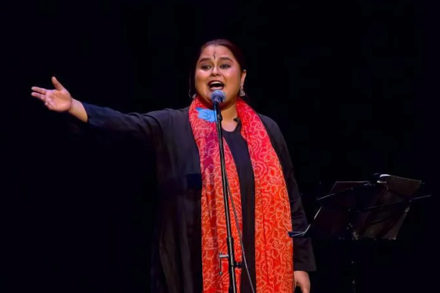 ‘নান্দীকার’-এর সোহিনী কী বললেন?