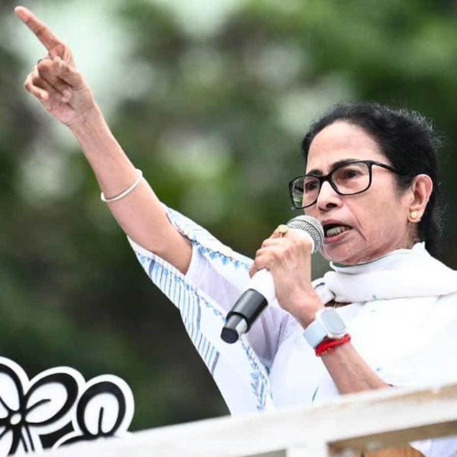 TMC and Shiv Sena split occurs due to Abhishek Banerjee and Aaditya Thackeray, say political analysts 