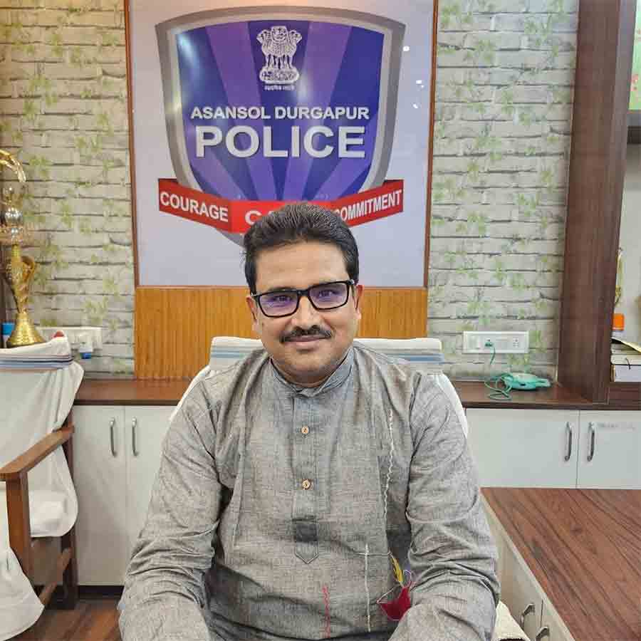 মনোরঞ্জন মণ্ডল।